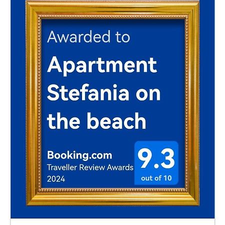 Apartment Stefania On The Beach Коромачно Экстерьер фото