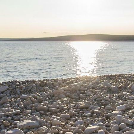 Apartment Stefania On The Beach Коромачно Экстерьер фото